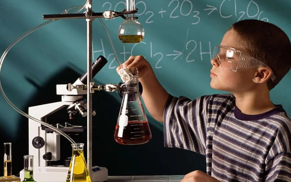 Top 10 Chemistry Revision Tips for IGCSE Students